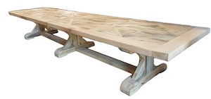 Table de monast&egrave;re en ch&ecirc;ne de 5m17 &agrave; Paris